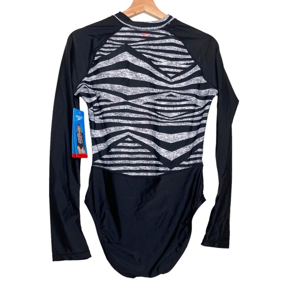 Speedo Paddle Long Sleeve One Piece Swimsuit Black Size M Medium NWT - Picture 5 of 15